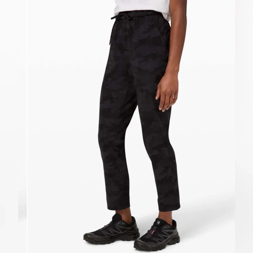 Lululemon Athletica Black Camouflage Joggers
